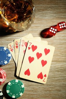 Live dealer table on obor128 showing blackjack and roulette games